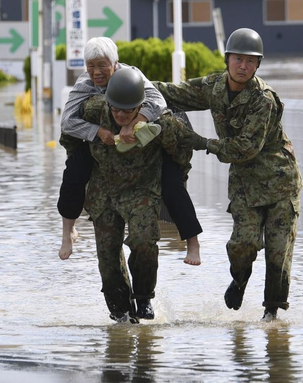 現時陸上自衛隊多出動去救災